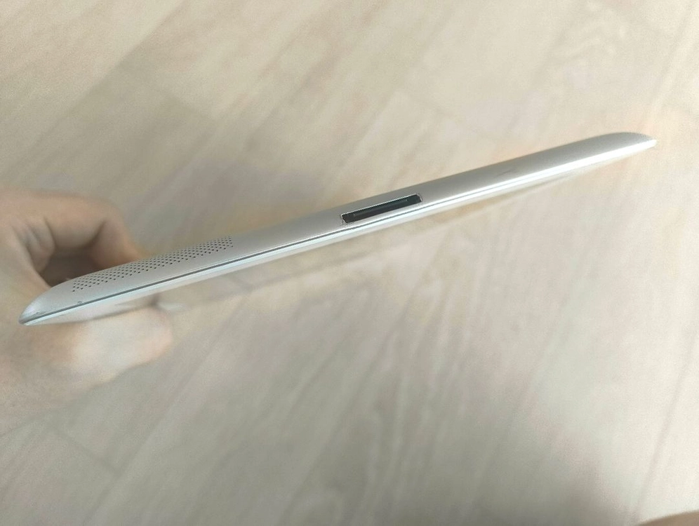 애플 아이패드2 A1396 64GB 화이트 이미지