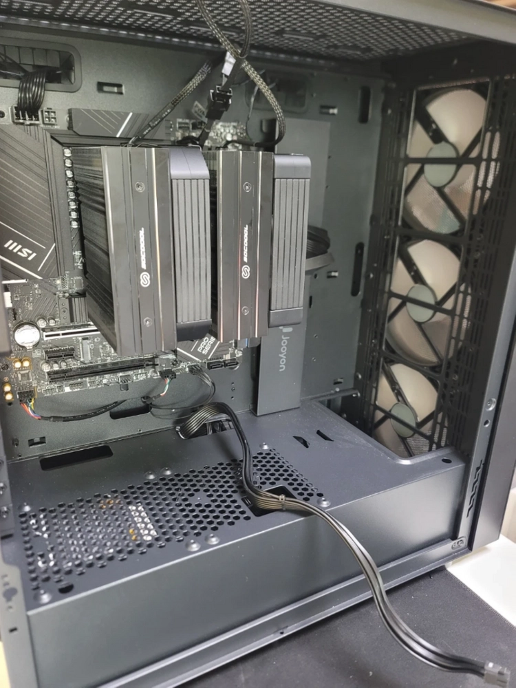 9800X3D, DDR5 32G m.2 ssd 1tb 올블랙 반본체 이미지