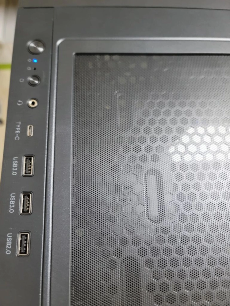 9800X3D, DDR5 32G m.2 ssd 1tb 올블랙 반본체 이미지