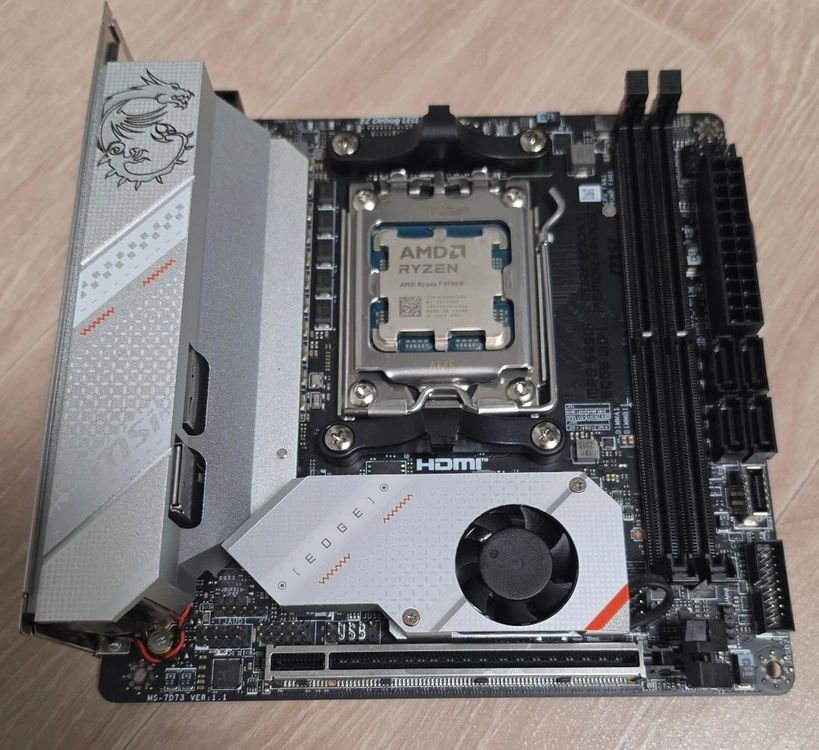 라이젠 9700X + MSI MAG B650i itx보드 세트 이미지