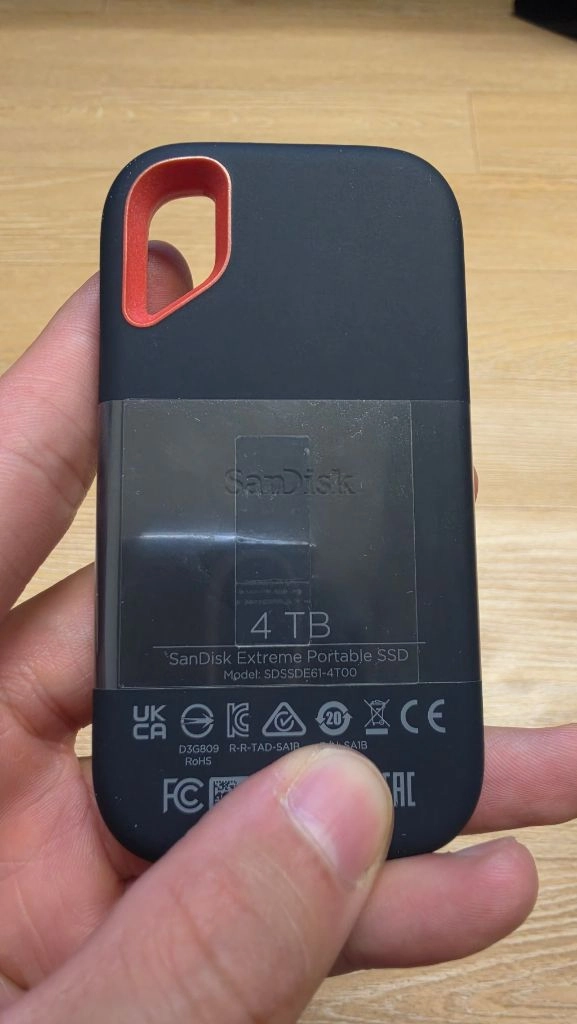 샌디스크 E61 SSD 4TB 이미지