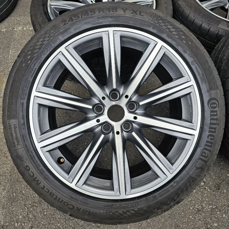 BMW G30 5시리즈 18인치 럭셔리 건메탈 무기스 휠타이어셋 판매 이미지