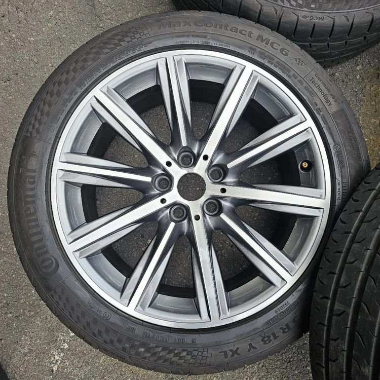BMW G30 5시리즈 18인치 럭셔리 건메탈 무기스 휠타이어셋 판매 이미지