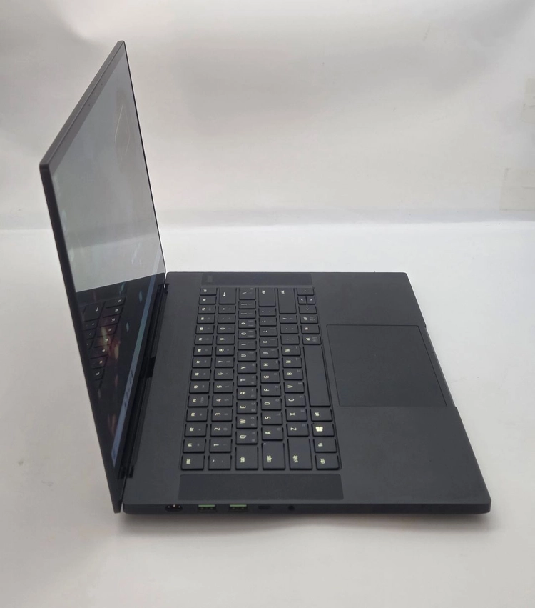 [최저가]RAZER 15인치 게이밍노트북(i7-10th/2080s/램32GB/OLED) 이미지