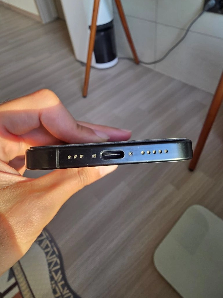 아이폰16프로 128gb 블랙 팝니다 이미지