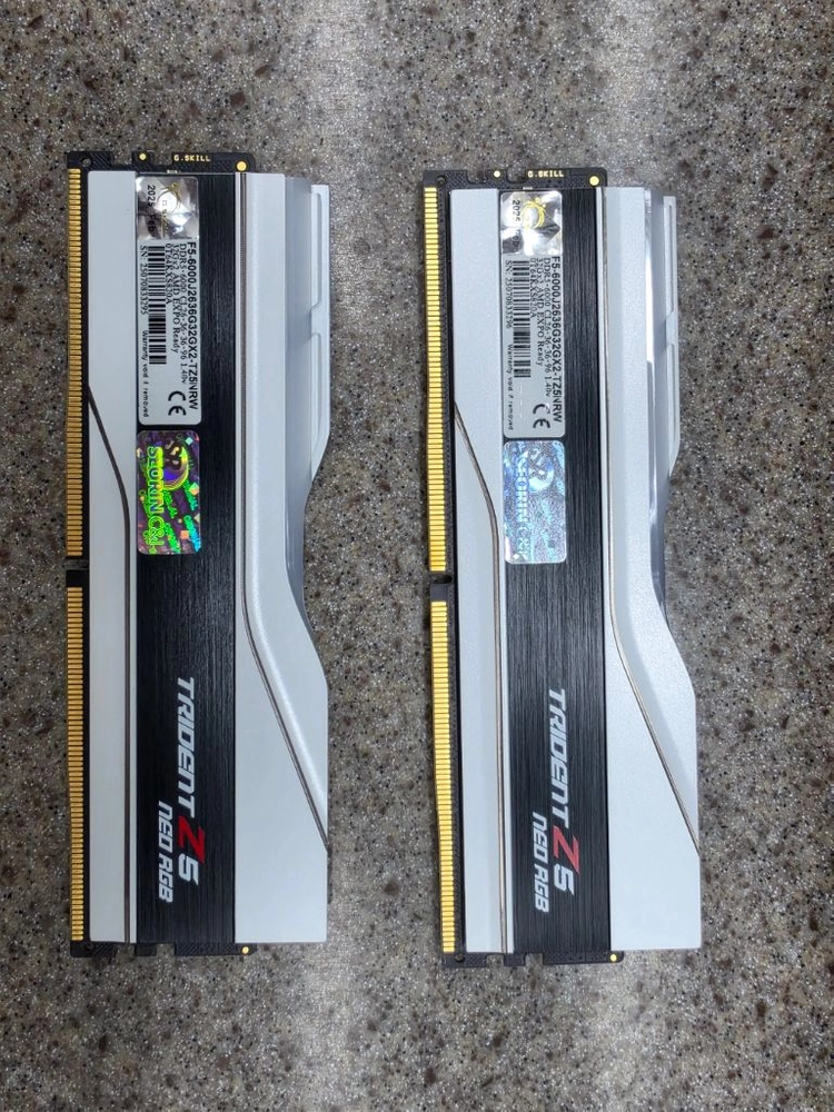 지스킬 GSKILL 6000 CL26 32X2 (64GB) 1.40V 화이트 이미지