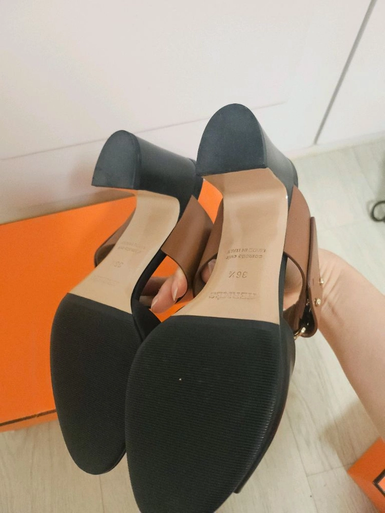 에르메스 통굽슬리퍼 36반 새상품 이미지