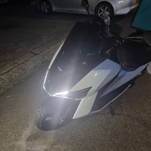24년식 5000키로 g100 라이트 팝니다 이미지