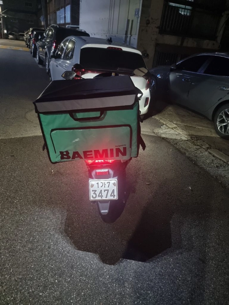 24년식 5000키로 g100 라이트 팝니다 이미지