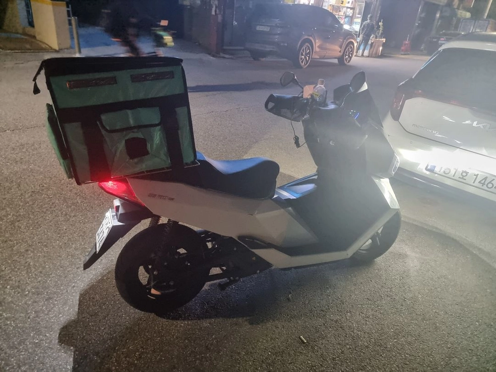 24년식 5000키로 g100 라이트 팝니다 이미지