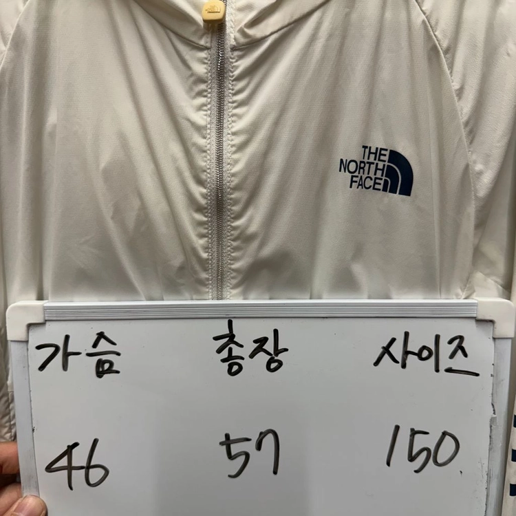 노스페이스 바람막이 점퍼 150 이미지