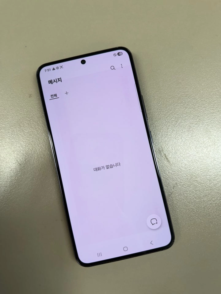 (17만원)갤럭시S22 블랙 256G 파손없이 깨끗한 미파손 단말기 이미지
