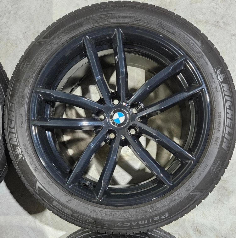 BMW 662M G30 5시리즈 18인치 순정휠 / 24년식 미쉐린 타이어 세트 이미지
