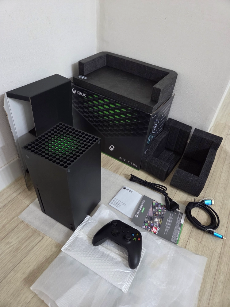 상태좋은 엑시엑 팝니다.엑스박스 시리즈 X(엑시엑) Microsoft Xbox Series X (엑박시리즈 X) 이미지