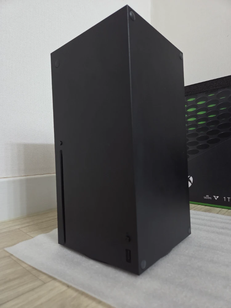 상태좋은 엑시엑 팝니다.엑스박스 시리즈 X(엑시엑) Microsoft Xbox Series X (엑박시리즈 X) 이미지