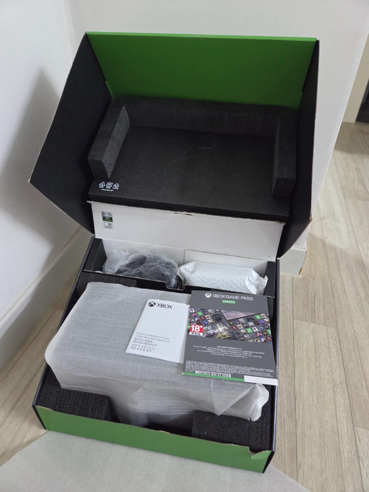 상태좋은 엑시엑 팝니다.엑스박스 시리즈 X(엑시엑) Microsoft Xbox Series X (엑박시리즈 X) 이미지
