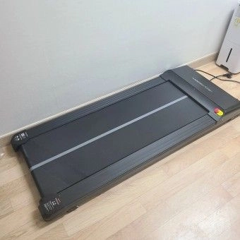 새제품팝니다. 최신 고급형 이고진 워킹패드 워킹머신 런닝머신 저렴하게 팝니다. 이미지