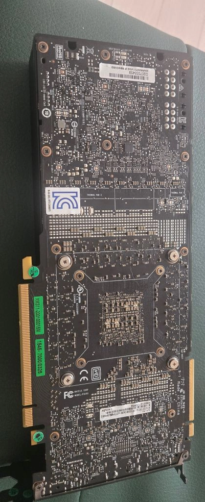 RTX 2080ti 그래픽카드 이미지