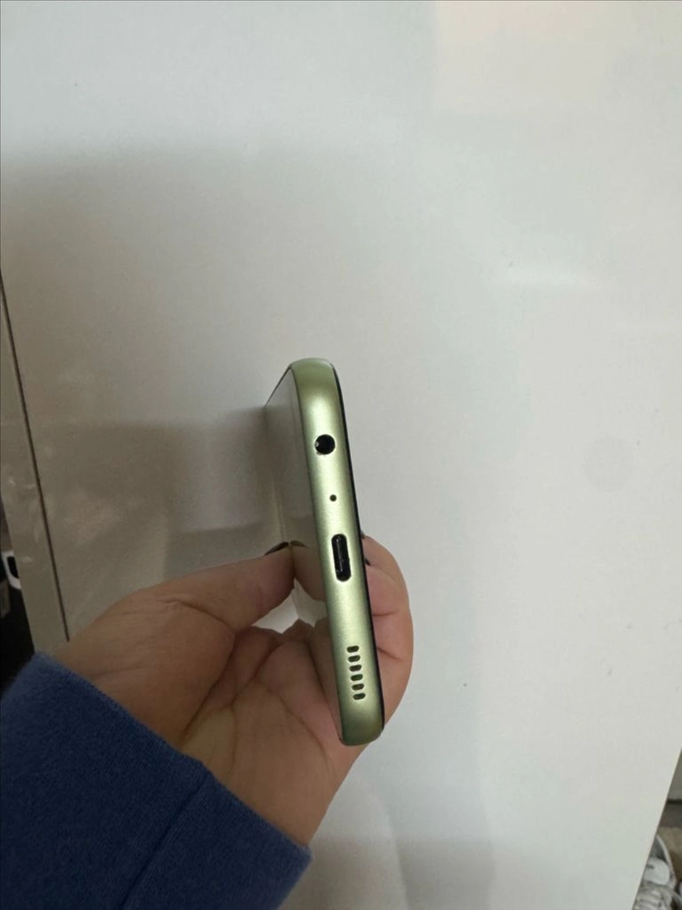 갤럭시 A24 128기가 라임 이미지