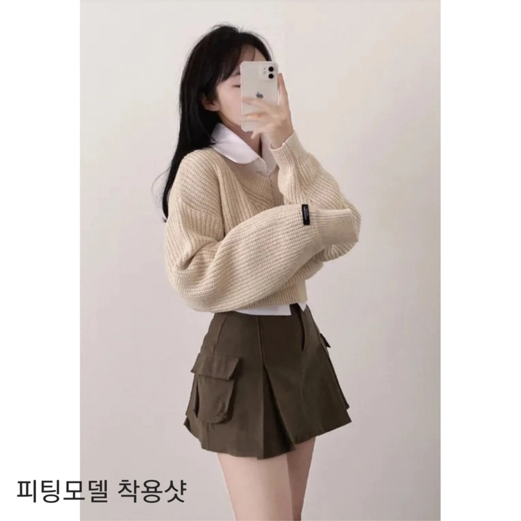 베이지색 v넥 크롭 니트 (프리사이즈) 이미지