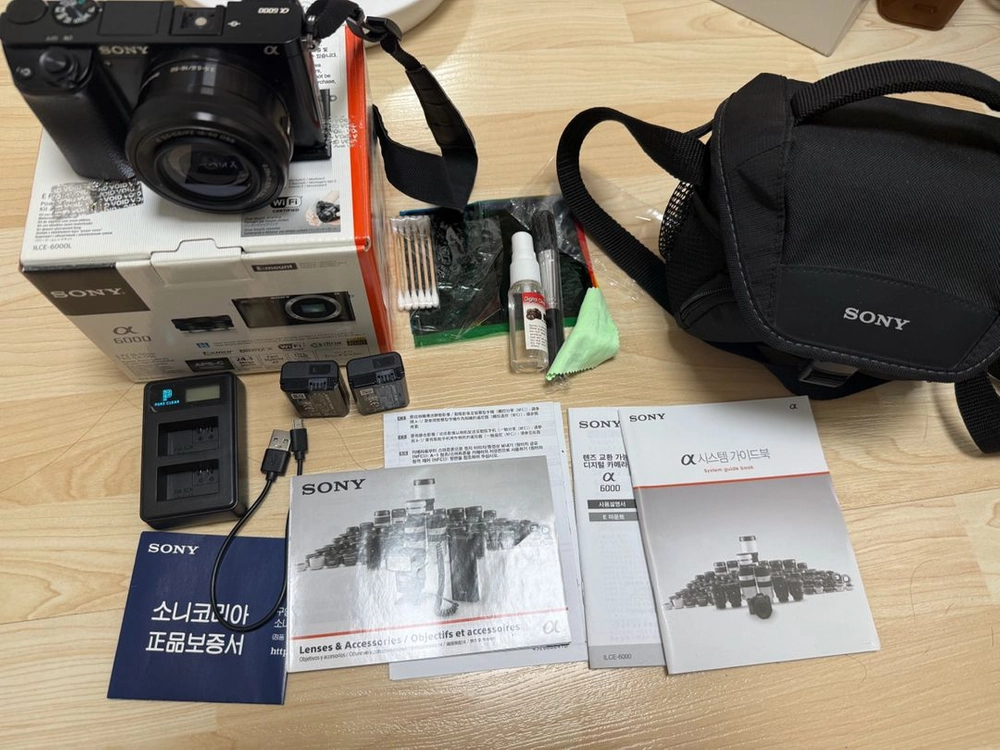 소니 A6000 미러리스 + 16-50 번들렌즈 박스구성 / 약 8,850컷 - 안심되는 중고거래