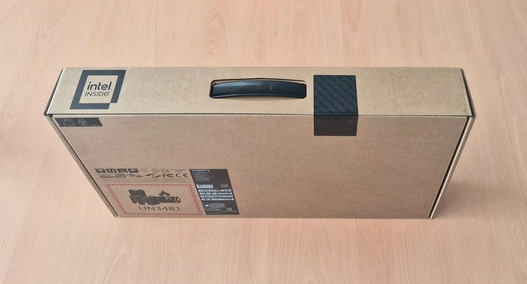 [미개봉]ASUS V16 26년형 RTX5050 게이밍 노트북 판매합니다 이미지