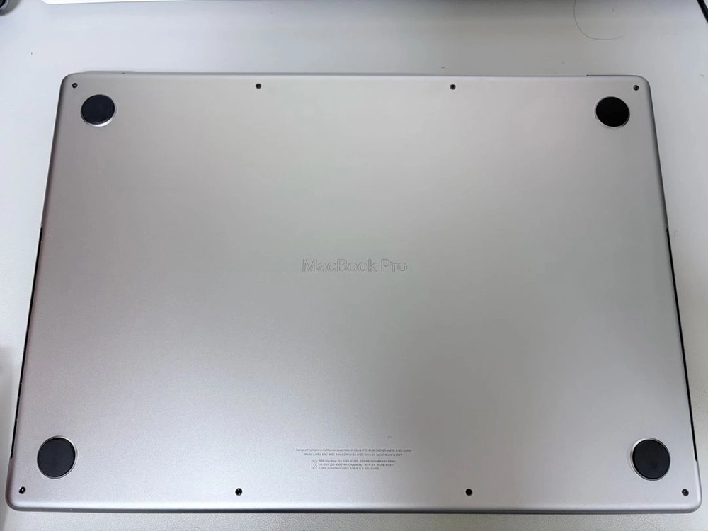 (교환도 가능) 맥북프로 16인치 16gb/1테라 배터리효율93 + 케이스티파이 케이스 이미지