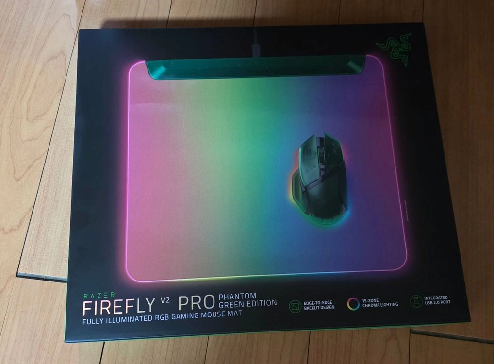 (미개봉) 레이저 파이어플라이 V2 PRO 팬텀 그린 에디션 마우스패드 이미지