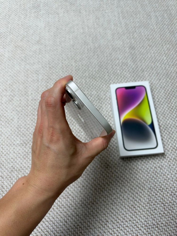 아이폰 14플러스 256GB 화이트 (박스, 충전기) 이미지