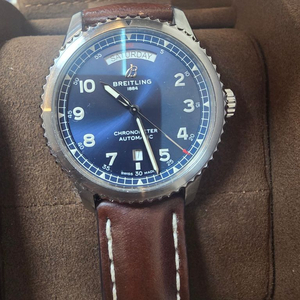 [브라이틀링]에비에이터8 데이데이트 41mm 청판 파일럿워치 이미지