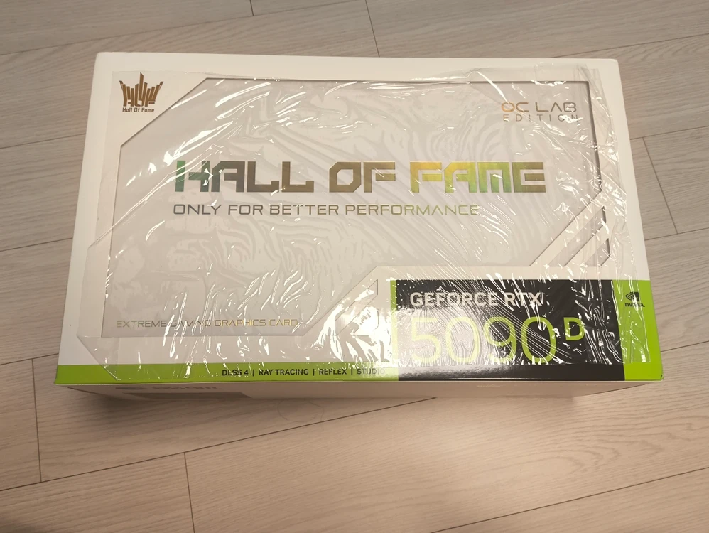 RTX 5090 D HOF OC LAB PLUS X 32 GB 풀박스 이미지