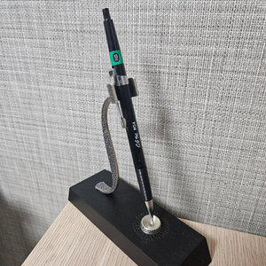 펜텔 PG4 0.4mm 구형 m/m 마크 버전 샤프 이미지