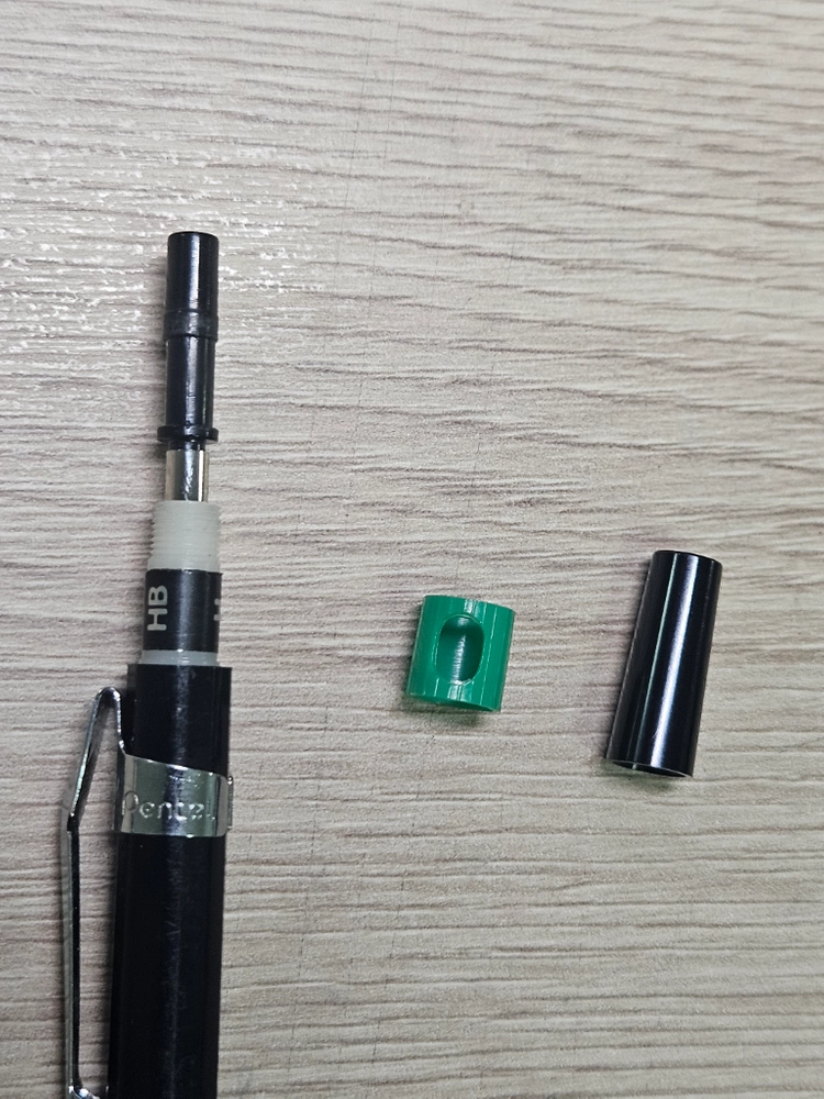 펜텔 PG4 0.4mm 구형 m/m 마크 버전 샤프 이미지
