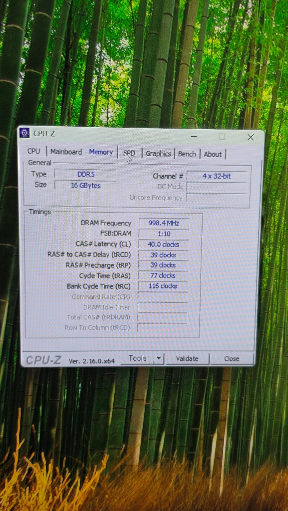 Asrock Deskmini X600 8700G 이미지