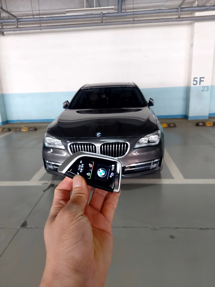 BMW 차량키 PKE 근접도어 기능 활성화 디지털키로 업그레이드 이미지