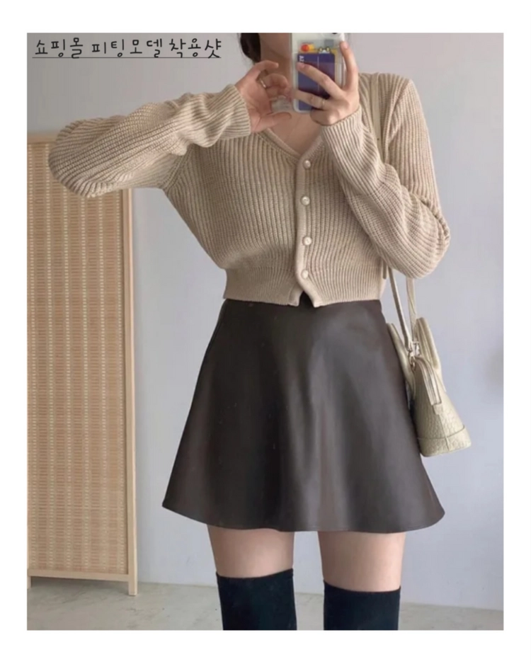 허리 잘록해보이는 진베이지 v넥 크롭 가디건 / xs~m 사이즈 / 44~66 사이즈 이미지