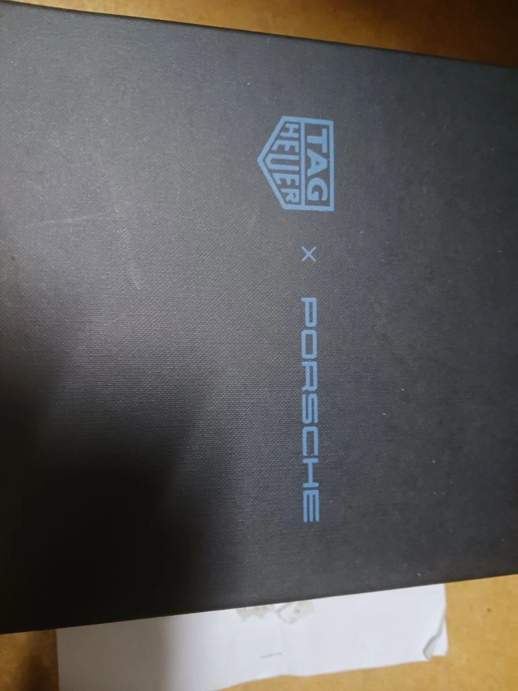 태그호이어 커넥티드 e4 포르쉐에디션 스마트워치 이미지