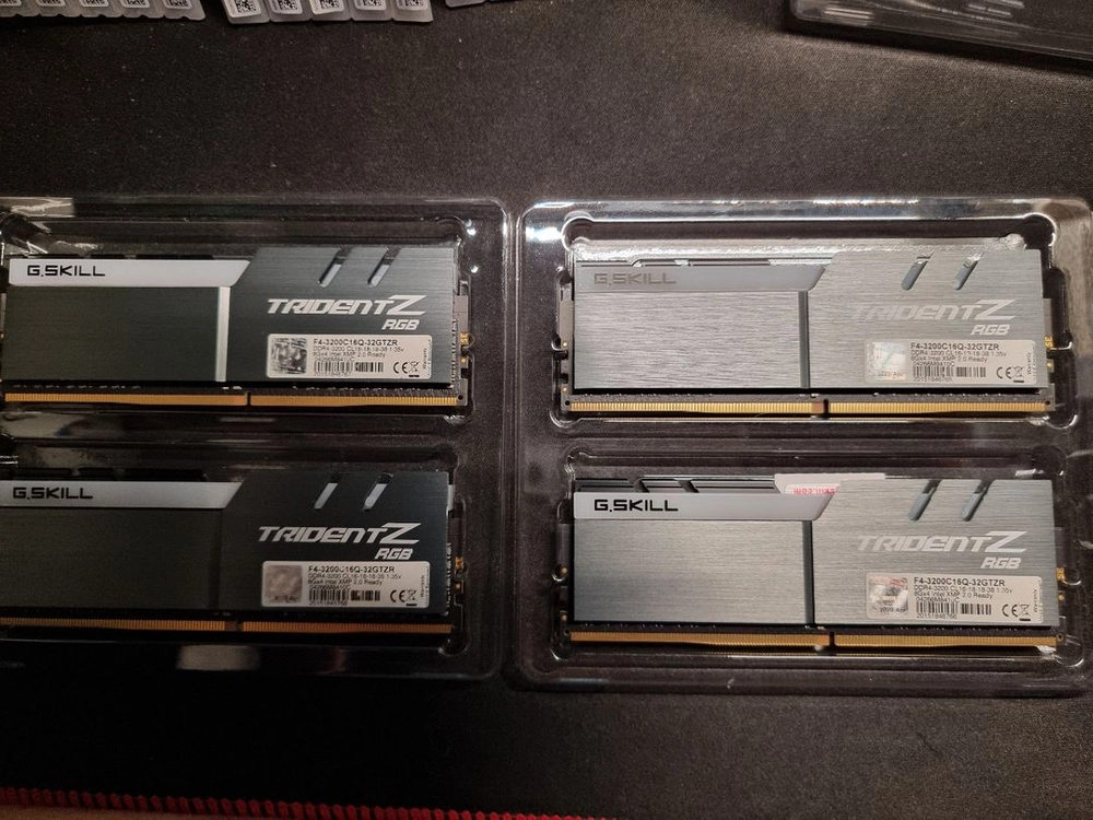 지스킬 ddr4 램 3200 cl16 8gX4(32g) 쿼드킷 판매합니다. - 안심되는 중고거래