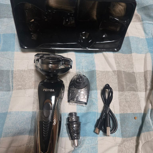 전기면도기 세트 이미지