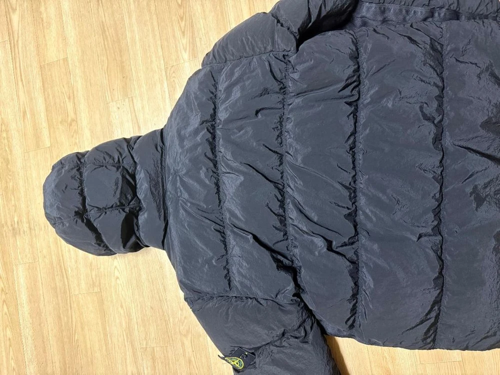 스톤아일랜드 패딩 이미지