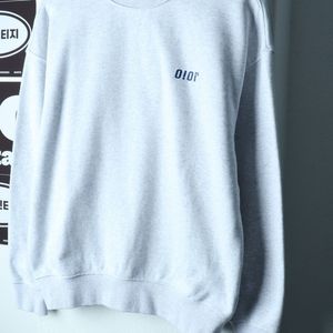 W(S-M) 오아이오아이 맨투맨 티셔츠 스몰로고 이미지