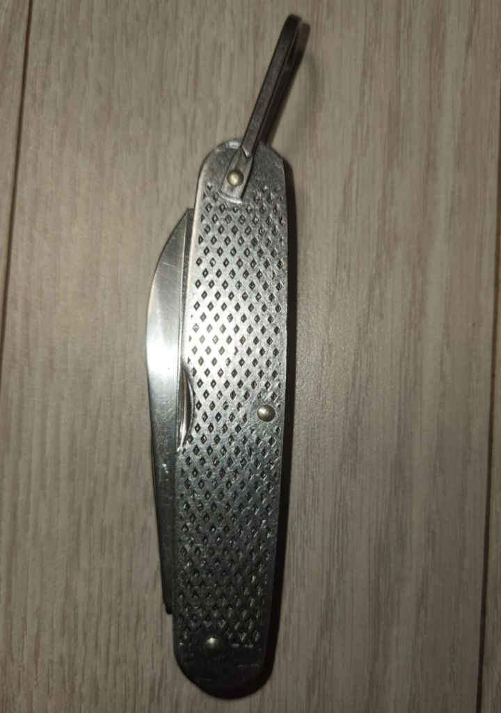 빈티지 클래식 멀티툴 나이프 이미지