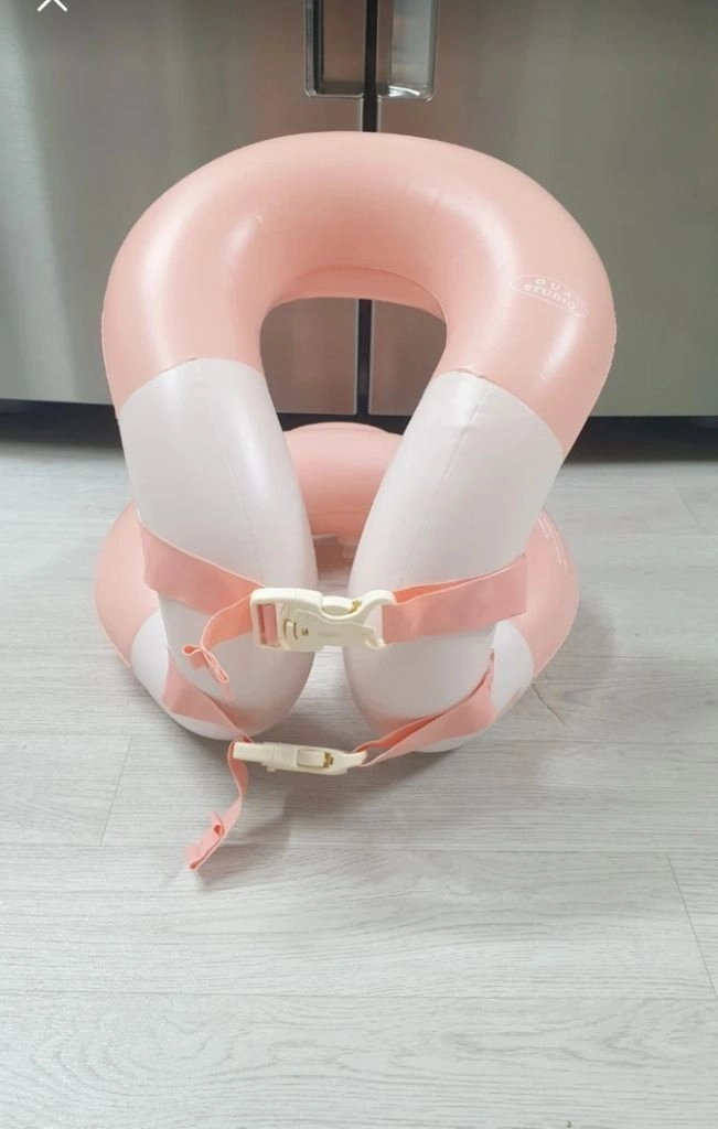 [미사용 새상품] 오우아 스튜디오 넥튜브 착용형 구명조끼 아동 15~25kg_핑크색 이미지