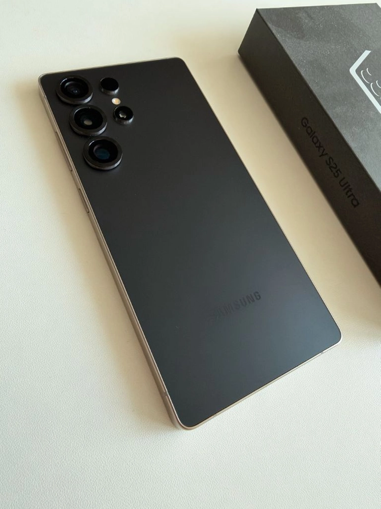 갤럭시 S25 울트라 512GB 티타늄 블랙 이미지