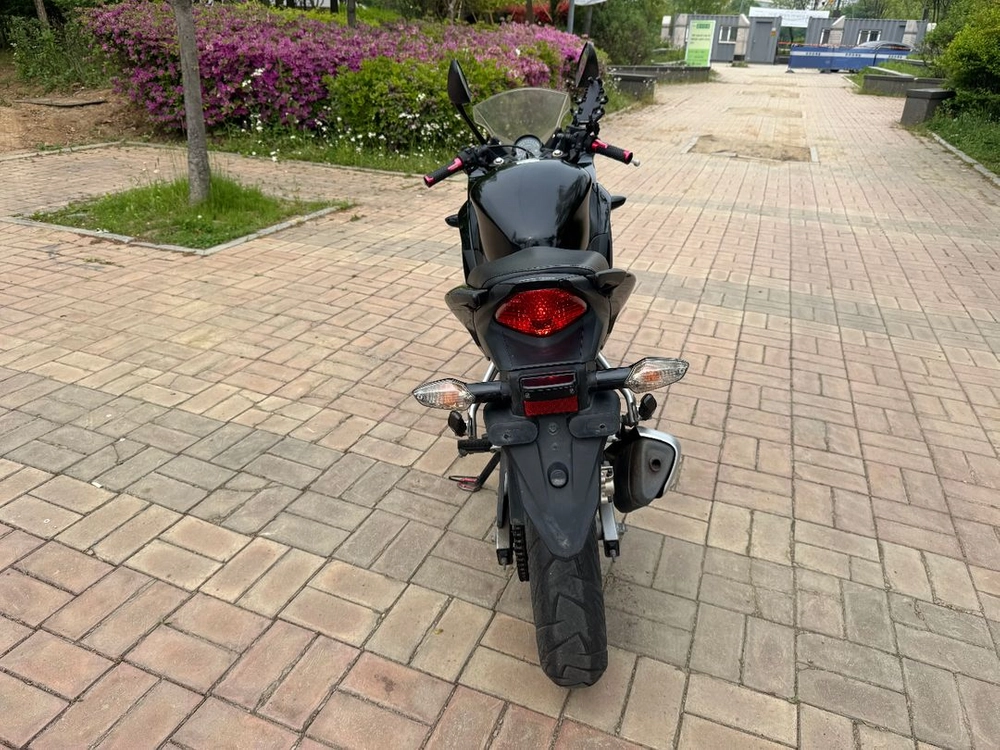 혼다 cbr125 16년형 짧은키로수 판매합니다 이미지