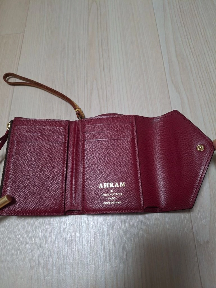(정품)루이비통 모노그램 캔버스 월릿 푸시아 컬러 반지갑 m41938 이미지