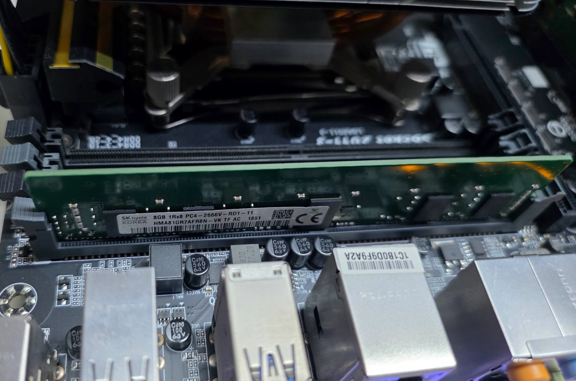 i7-6850K + GIGABYTE X99 (쿨러포) + DDR4 8gb RAM + 쿼드로M4000 8G 세트 이미지