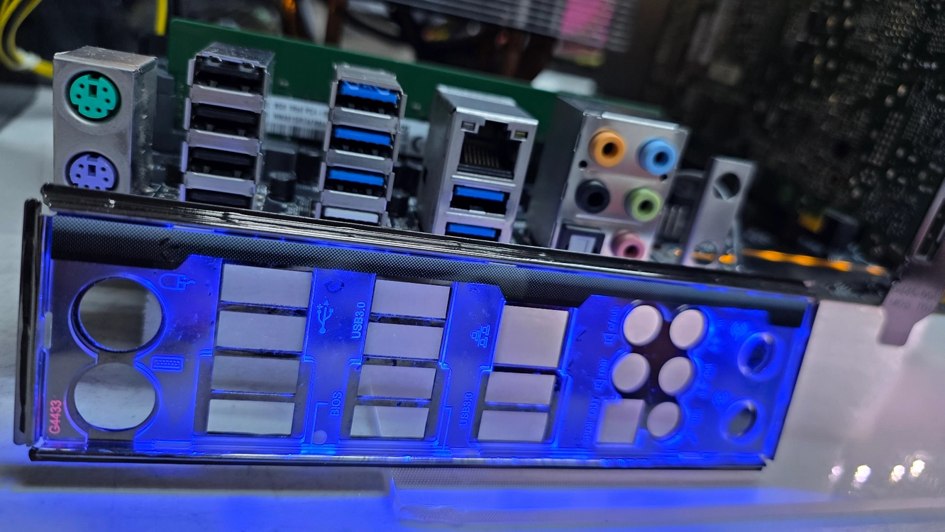 i7-6850K + GIGABYTE X99 (쿨러포) + DDR4 8gb RAM + 쿼드로M4000 8G 세트 이미지