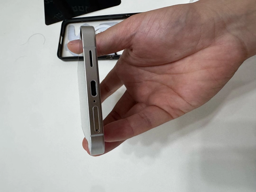 (상태최상)갤럭시s24+ 256gb + 케스티파이 케이스 이미지