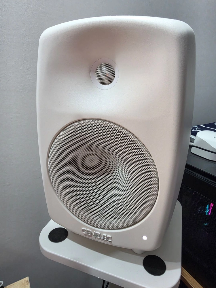 Genelec 제네렉 G4 G Four 2개 + 블루사운드 노드 아이콘 Node Icon + 플로어 스탠드 팝니다 이미지